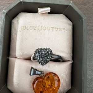 Juicy Couture ring with Juicy logo